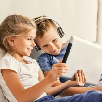 Copiii si tehnologia – de la normalitate, la dependenta