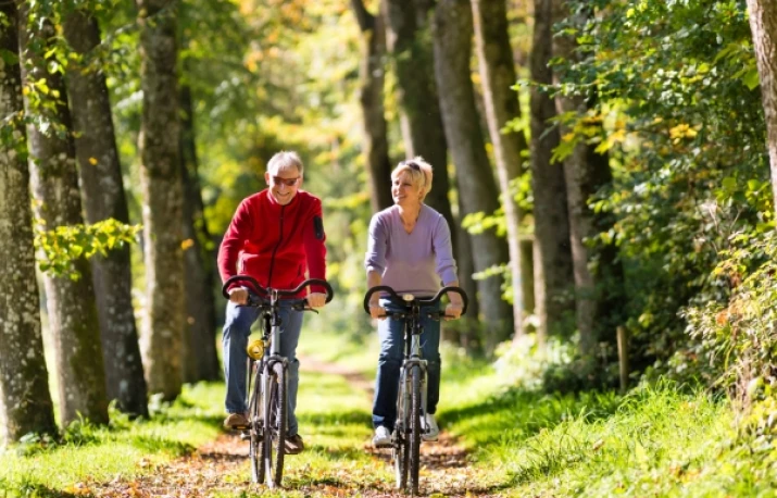 Combaterea artrozei prin mersul pe bicicletă