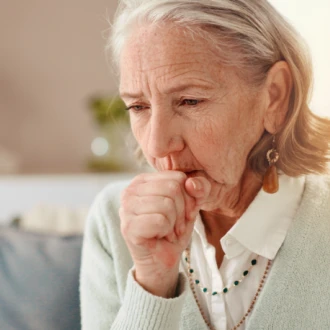 Gripa la persoanele varstnice – de ce este mai severă