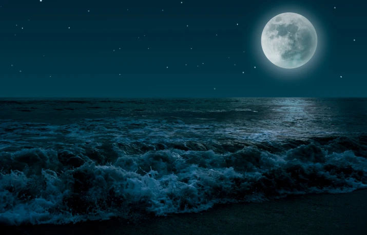 Fazele lunii – ceasul lunar al oamenilor, în pericol